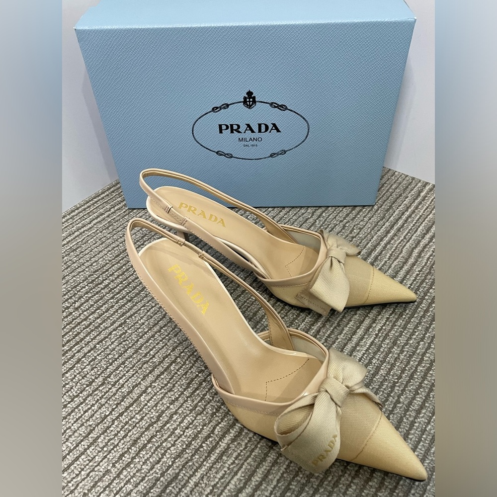 👠Prada Women's Khaki Bow High Heels